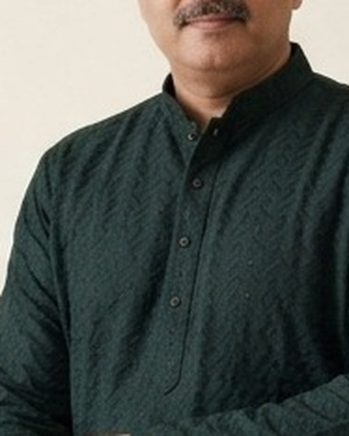 Bottle green chikankari-style kurta for men, collar and placket close-up
